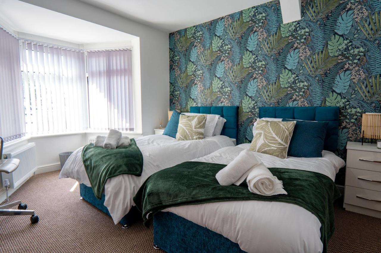 Heartland House, 7 Spacious Bedrooms Sleeps 4 Plus, Near Nec, Jlr,Bhx برمنغهام المظهر الخارجي الصورة
